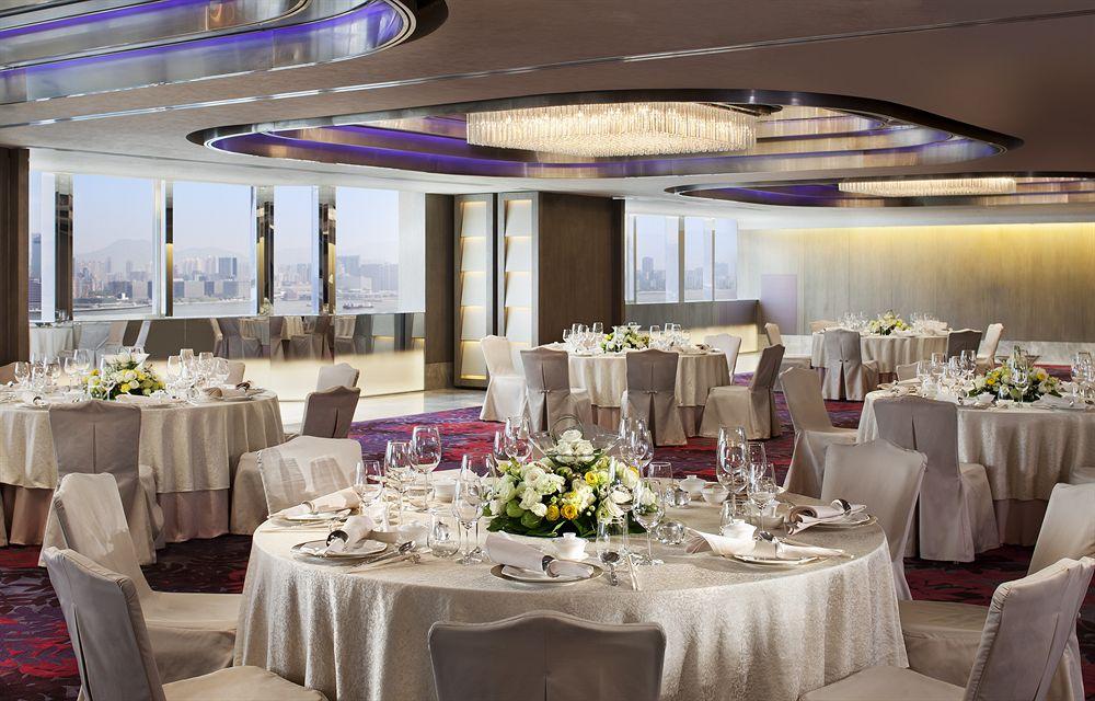 Renaissance Hong Kong Harbour View Hotel Restaurant photo The ballroom